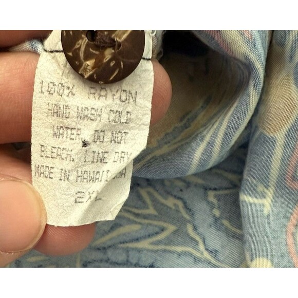 VTG Hilo Hattie’s Authentic Hawaiian Aloha Shirt Men's 2XL All Over Floral HTF - Picture 7 of 7